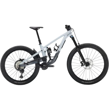 Trek Slash 8 Gen 6 Velikost: M/L