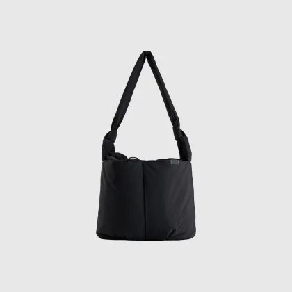 4F Ramenní taška (21 l) - černá one size