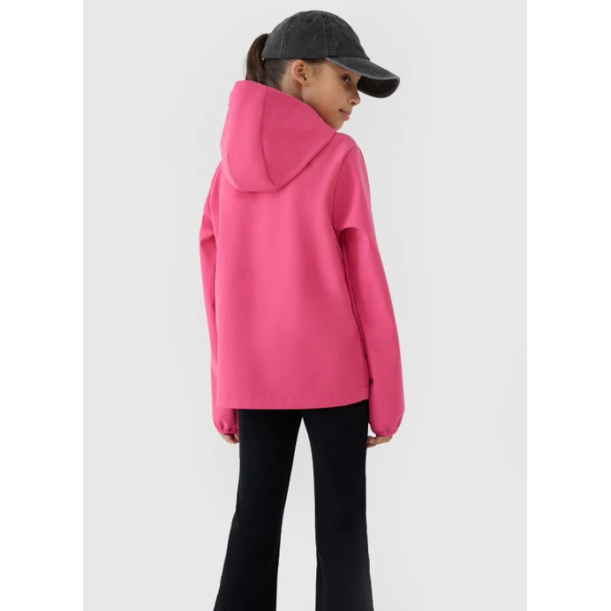 Dívčí tréninková softshellová bunda s kapucí 4F JUNIOR SOFTSHELL JACKET-JWSS25TSOFF305-54S-PINK · záber 4