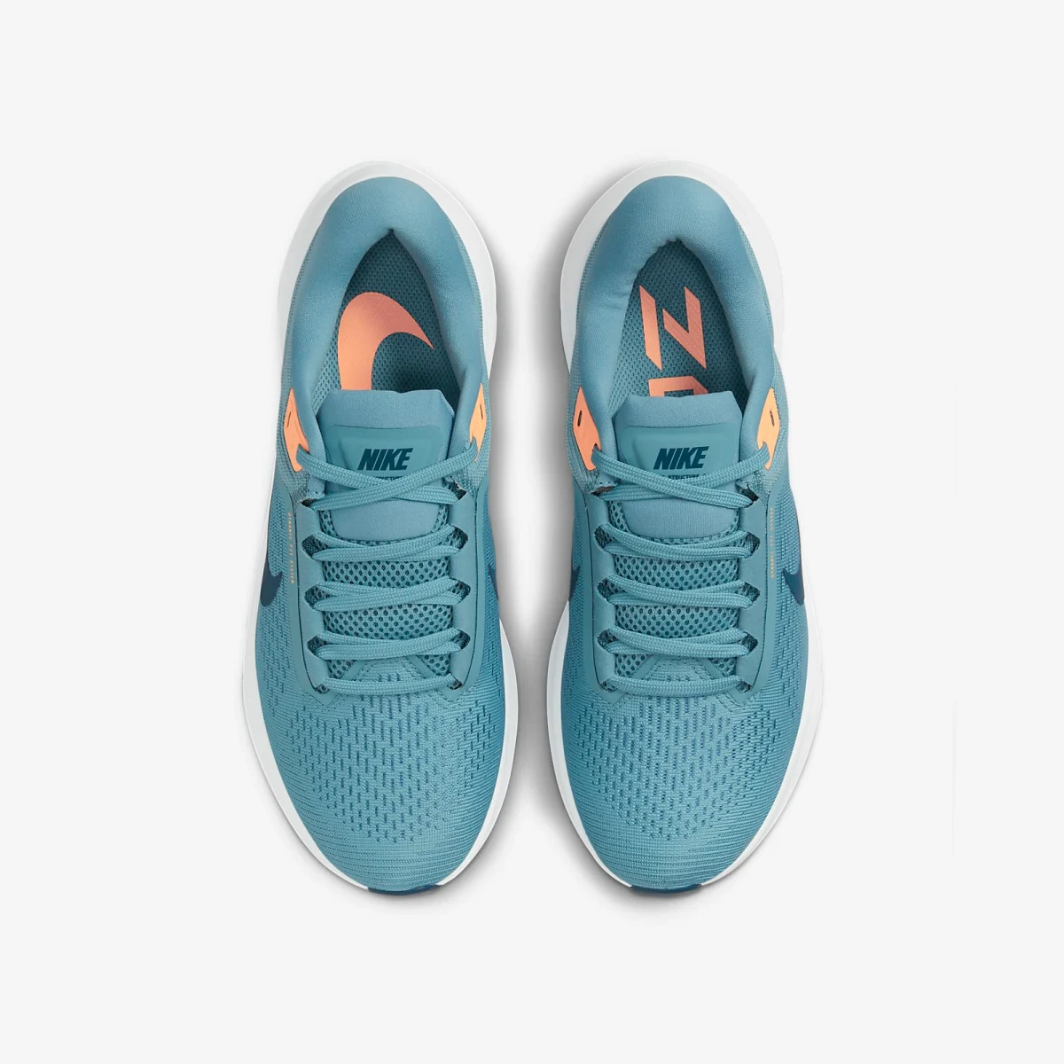 Nike Air Zoom Structure 24 W Velikost: 38,5 EUR · záber 3