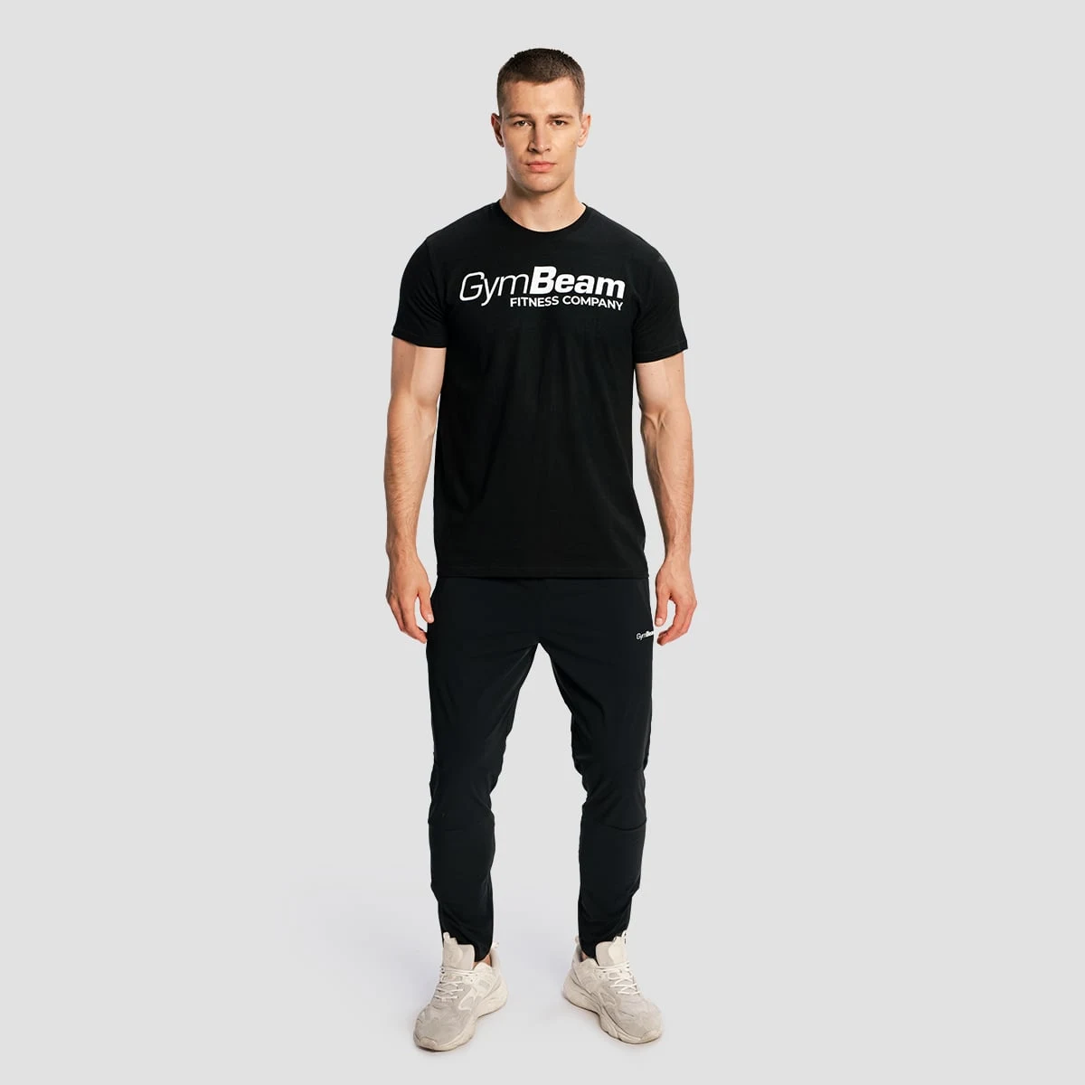 GymBeam Tričko Fitness Black - Velikost: M | Barva: čierna | Hmotnost: 0,16 kg · záber 5