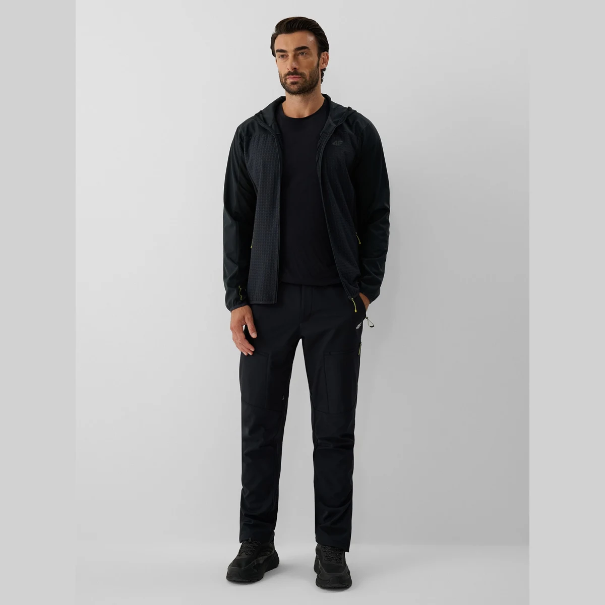 4F SOFTSHELL L · záber 2