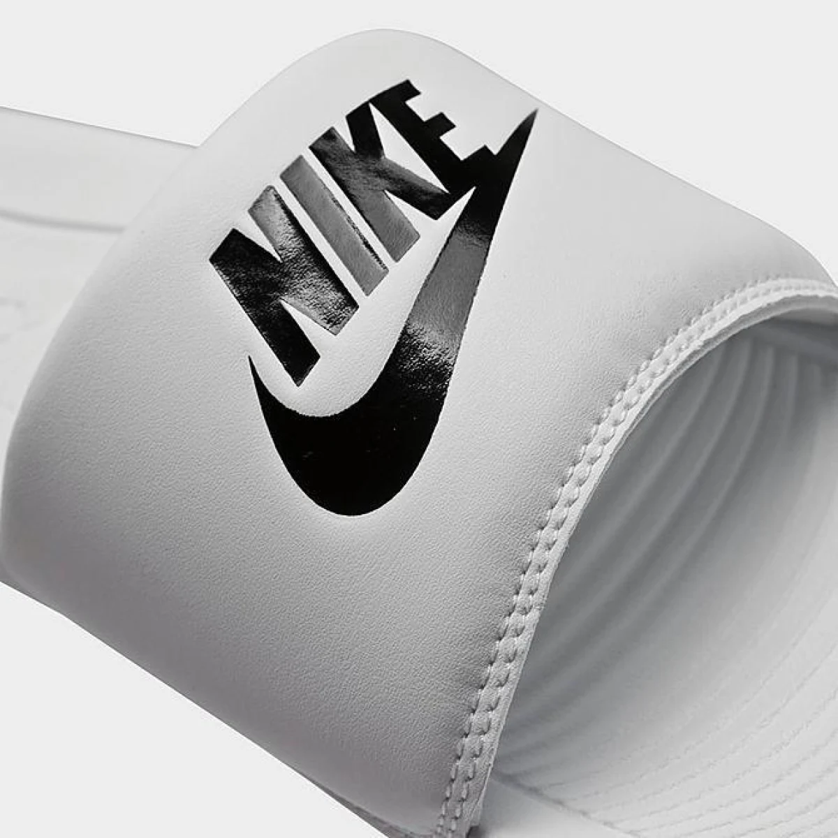 Nike Victori One Slide W - Velikost: 35,5 | Barva: čierna · záber 6