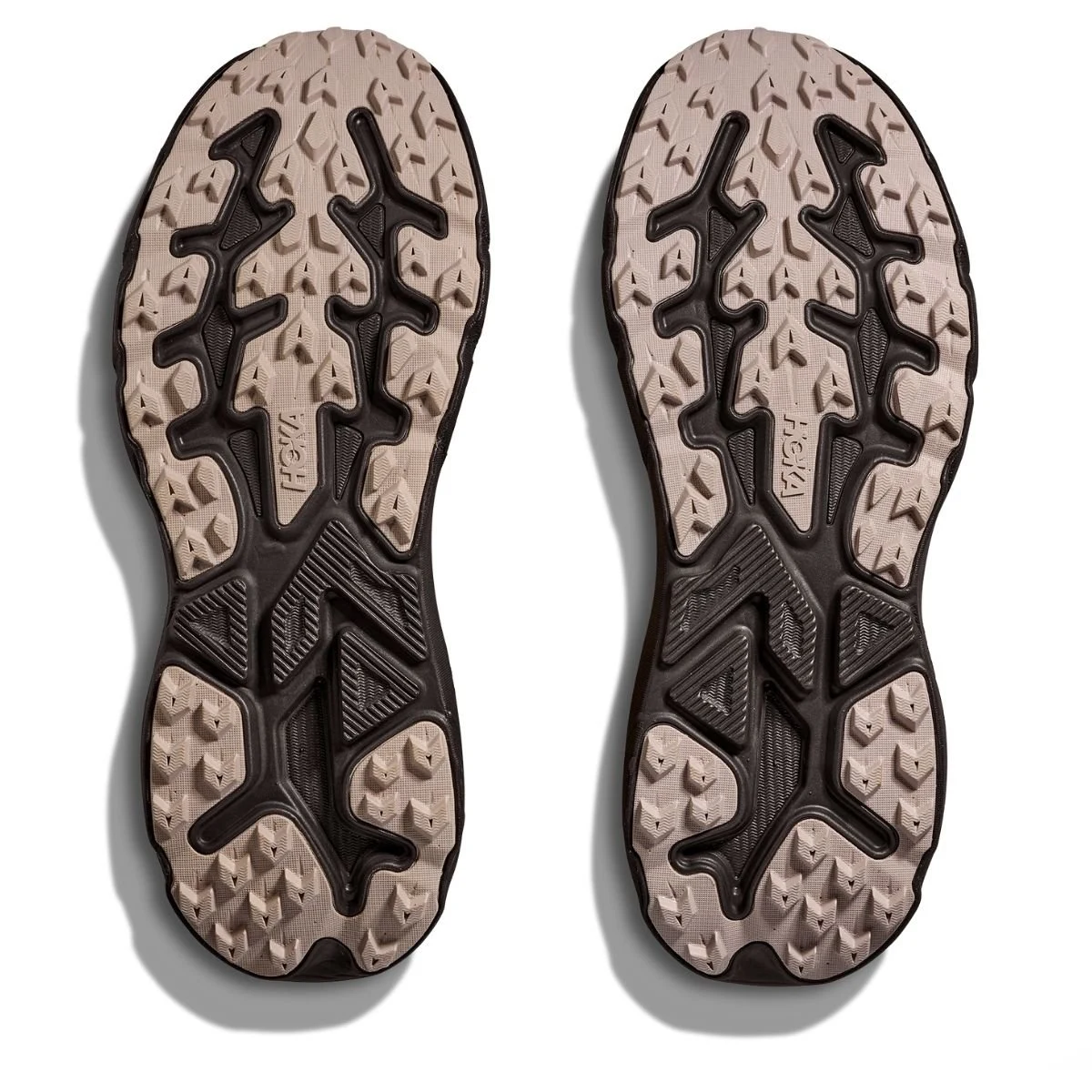 Hoka Challenger 8 m · záber 3