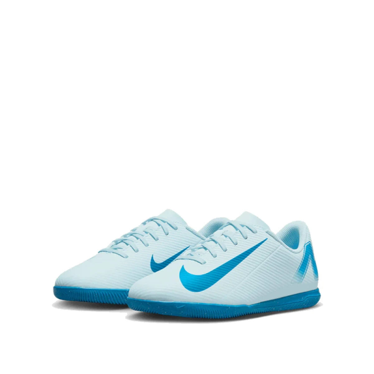 Chlapecké fotbalové kopačky halové NIKE Mercurial Vapor 16 Club Jr IC glacier blue black · záber 3