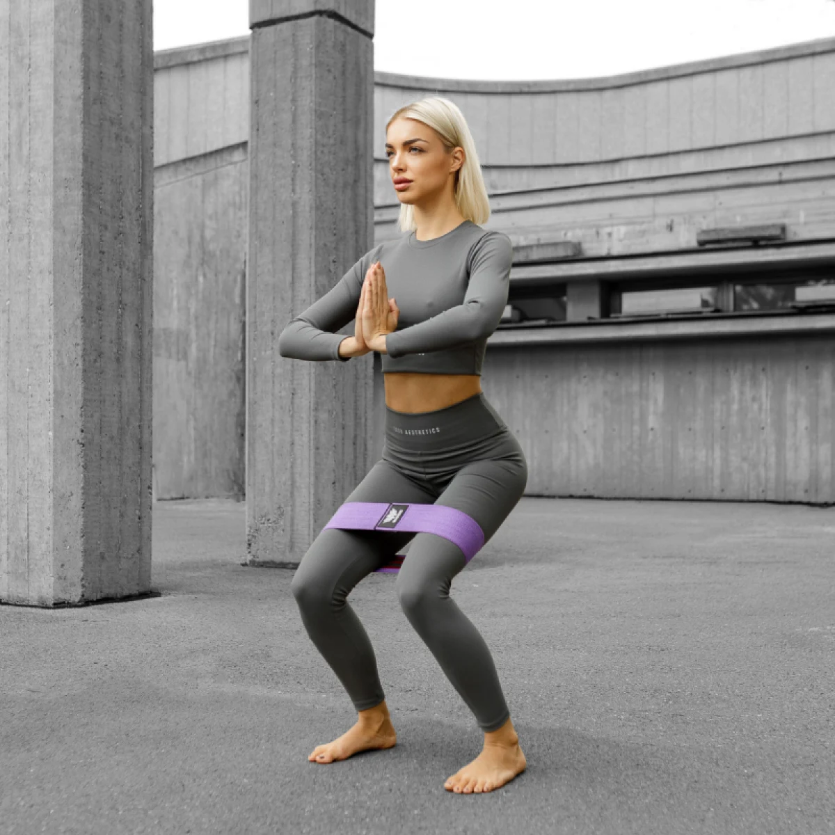 Dámský Crop Top Iron Aesthetics Rib, šedý · záber 3