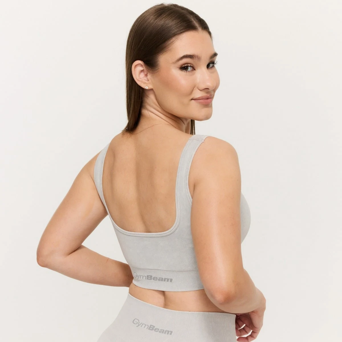 GymBeam Bezešvá sportovní podprsenka Lift Grey - Velikost: M | Barva: sivá | Hmotnost: 0,1 kg | Balení: 65 · záber 3