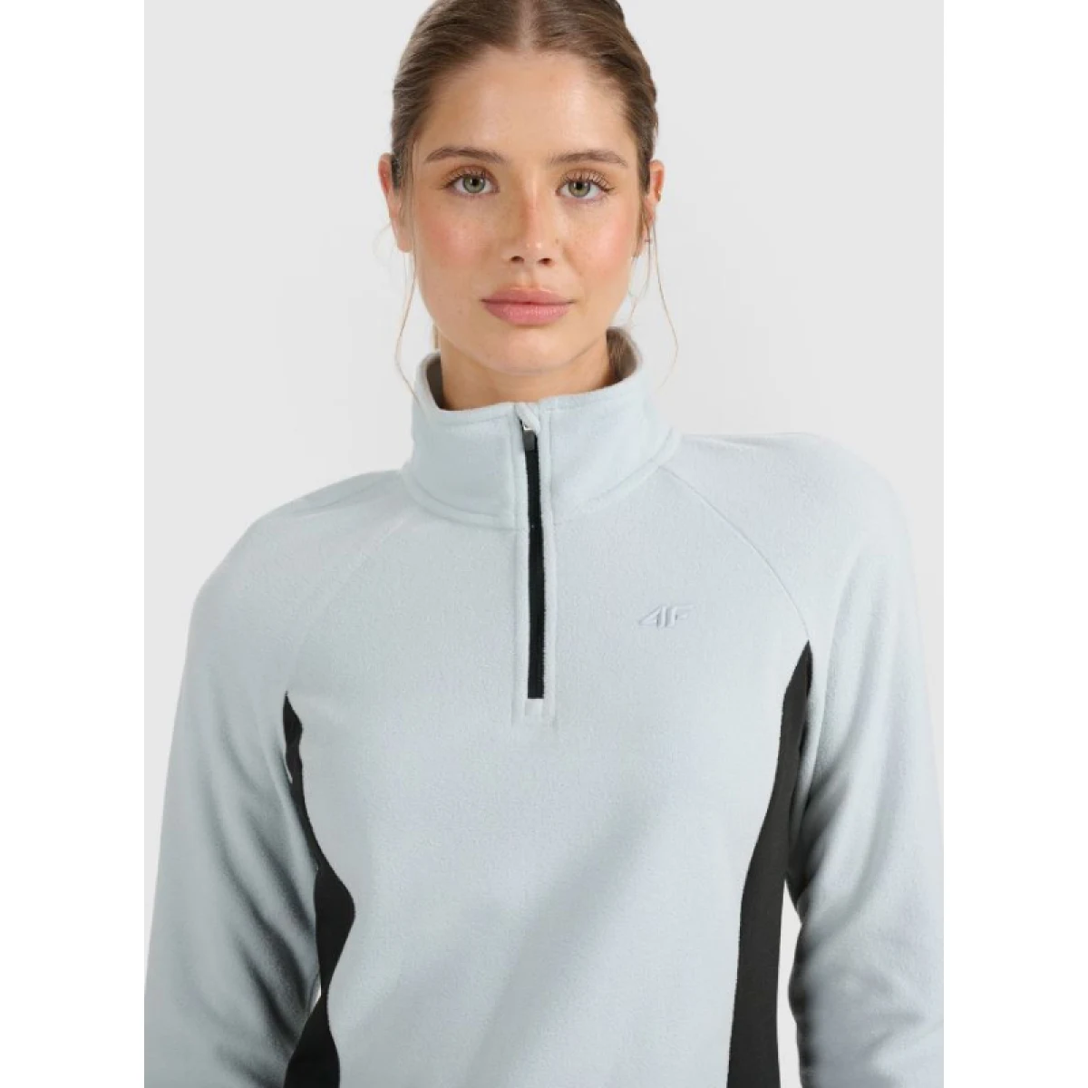 Dámská lyžařská fleece mikina 4F FLEECE UNDERWEAR F064-WAW25UFLEF064-34S-LIGHT BLUE · záber 2
