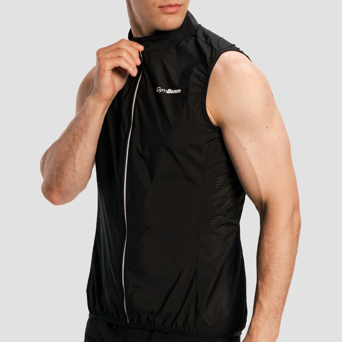 GymBeam Pánská běžecká vesta Pulse X Black - Velikost: XL | Barva: čierna | Hmotnost: 0,103 kg | Balení: 80 · záber 2