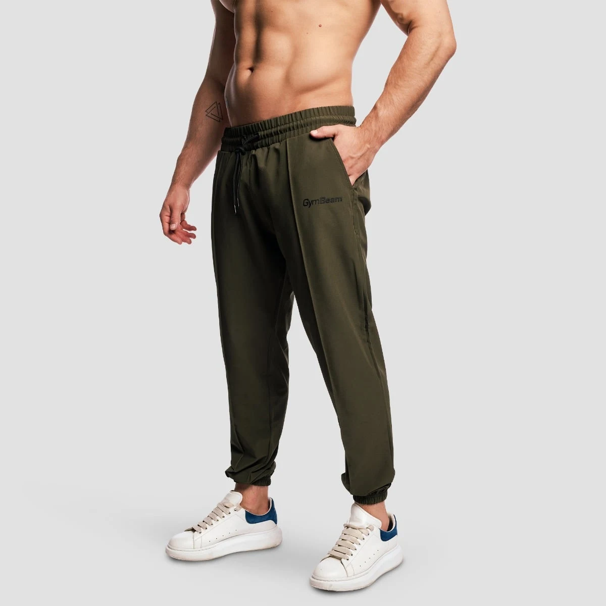 GymBeam ARC pants Olive - Velikost: S | Barva: zelená | Hmotnost: 0,305 kg · záber 4