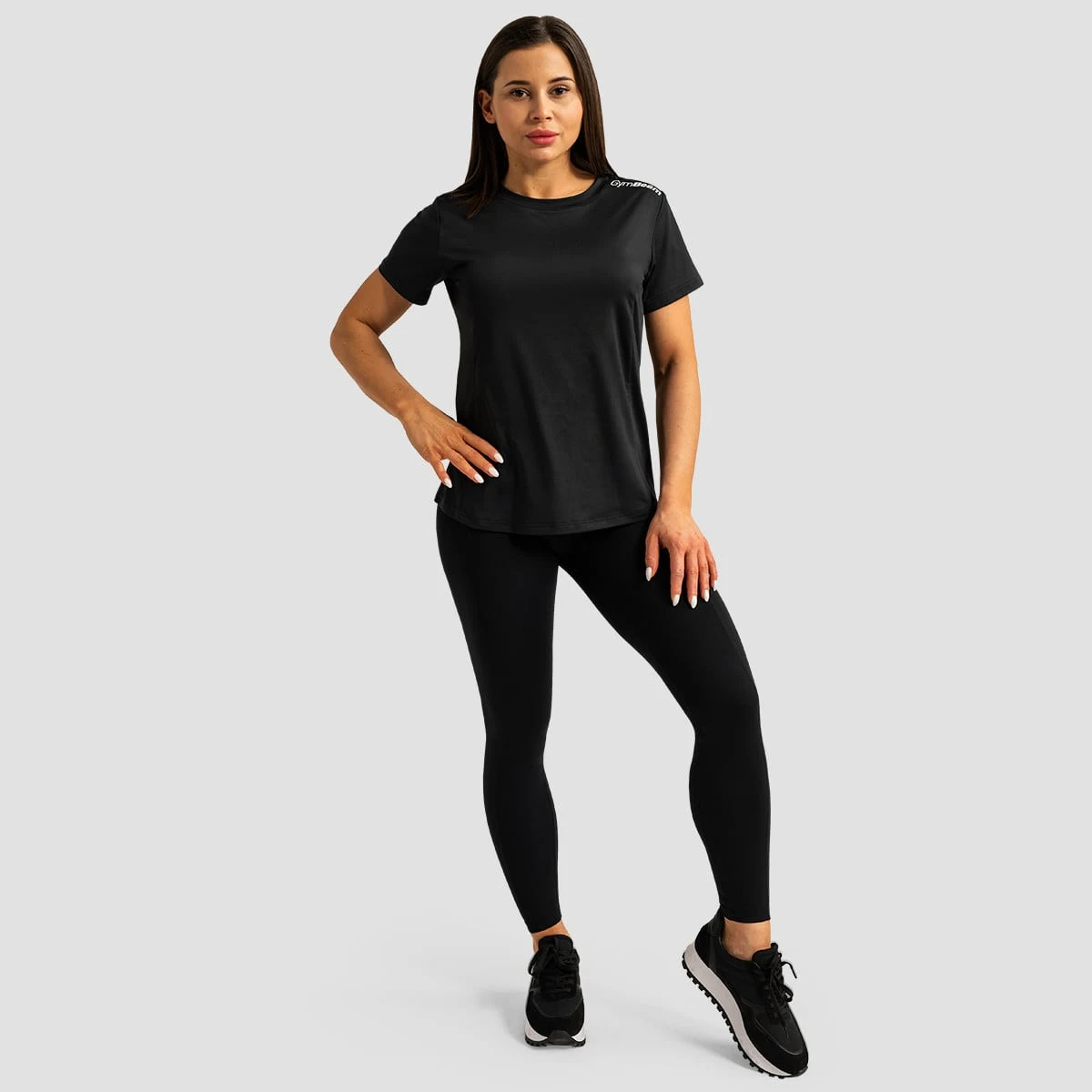GymBeam Dámské sportovní tričko Limitless Black - Velikost: XL | Barva: čierna | Pohlavie: Dámské | Hmotnost: 0,17 kg | Balení: 125 · záber 4