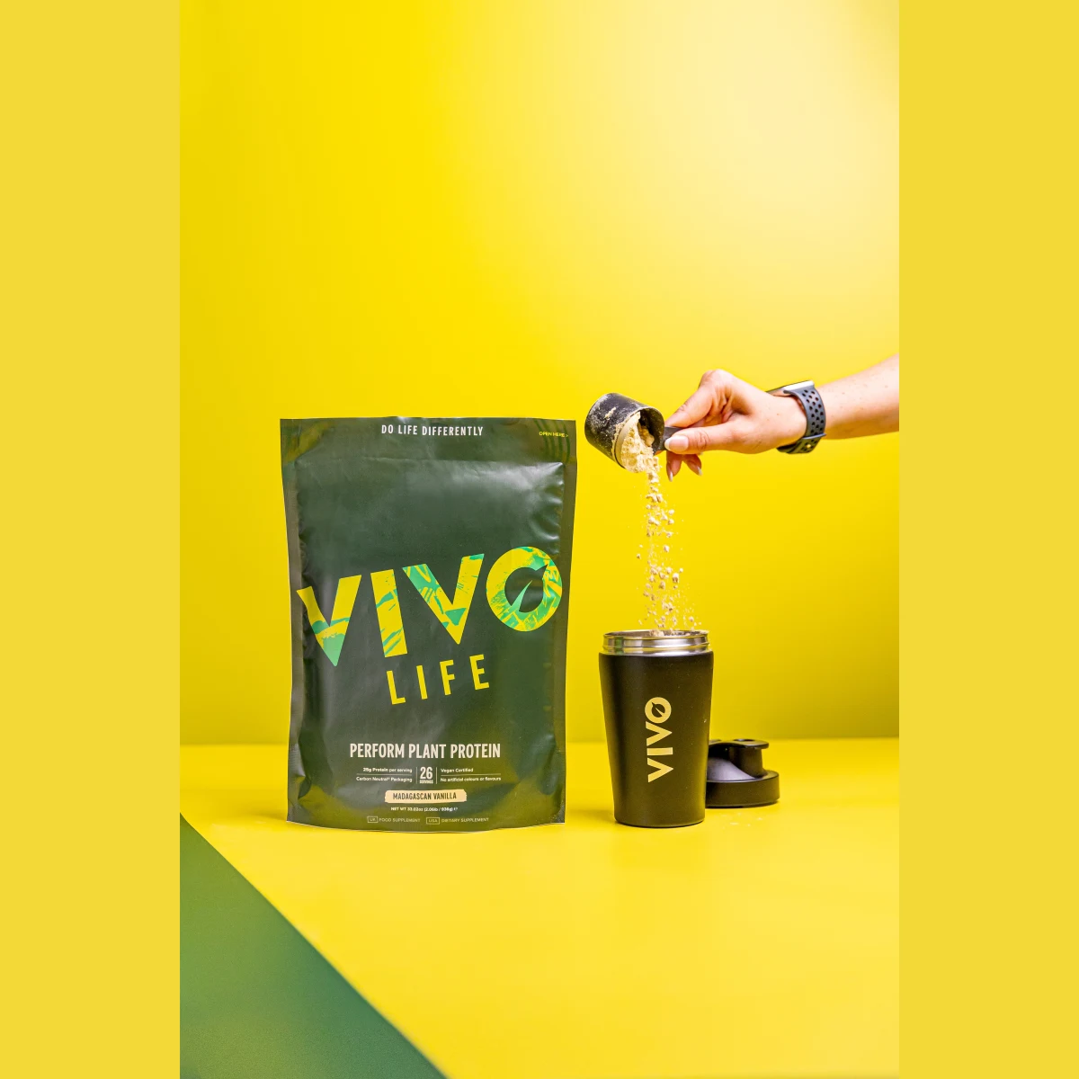 Vivo Life PERFORM Madagaskar vanilka - RAW VEGAN PROTEIN & BCAA (936g) · záber 3
