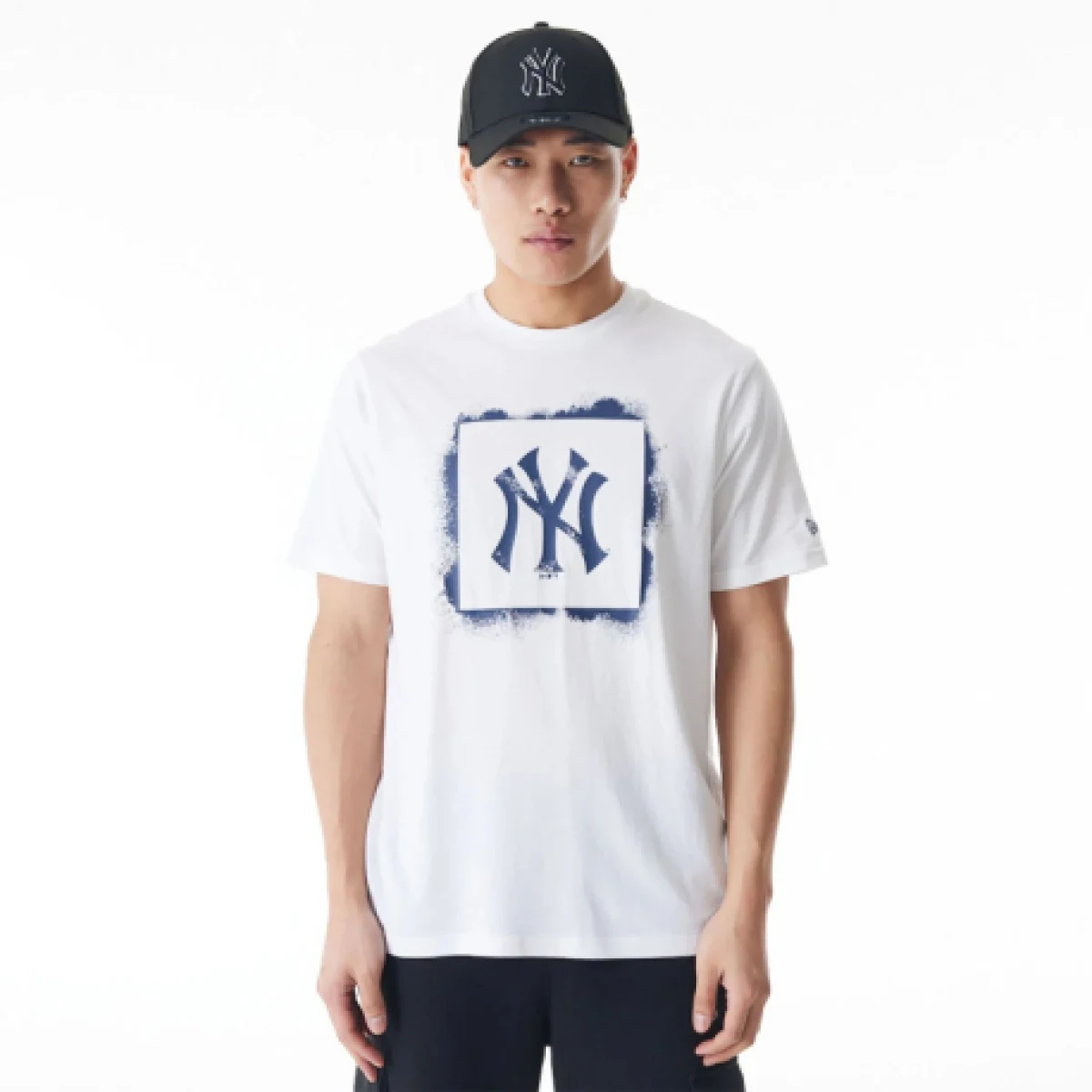 Tričko s krátkým rukávem NEW ERA MLB Spray stamp graphic tee NEYYAN · záber 1