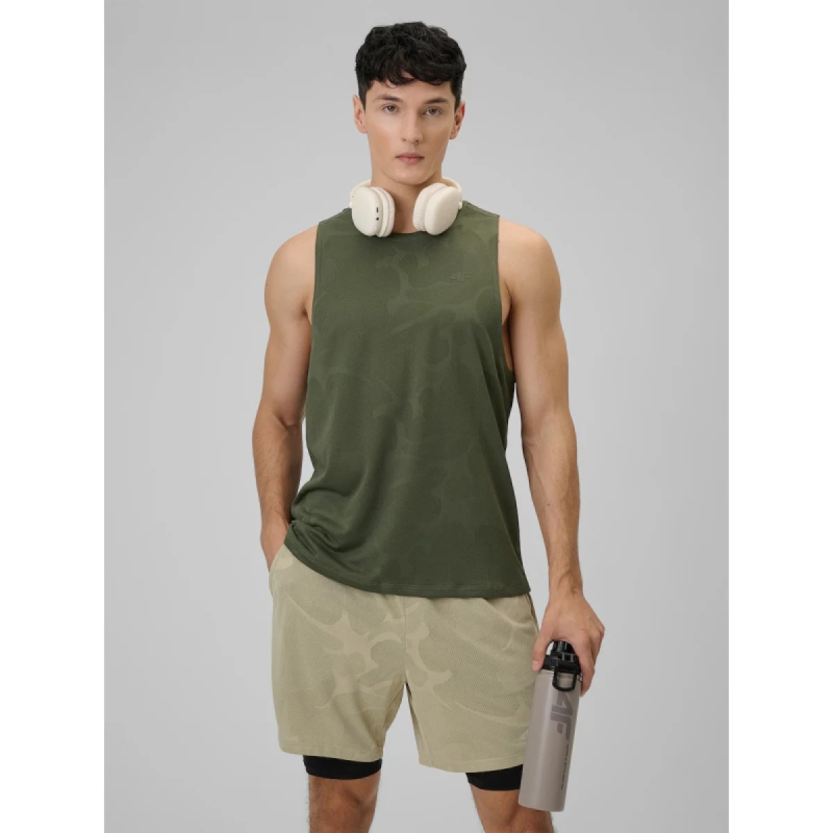 Pánské běžecké tílko 4F SLEEVELESS FNK M0877-43S-KHAKI · záber 2