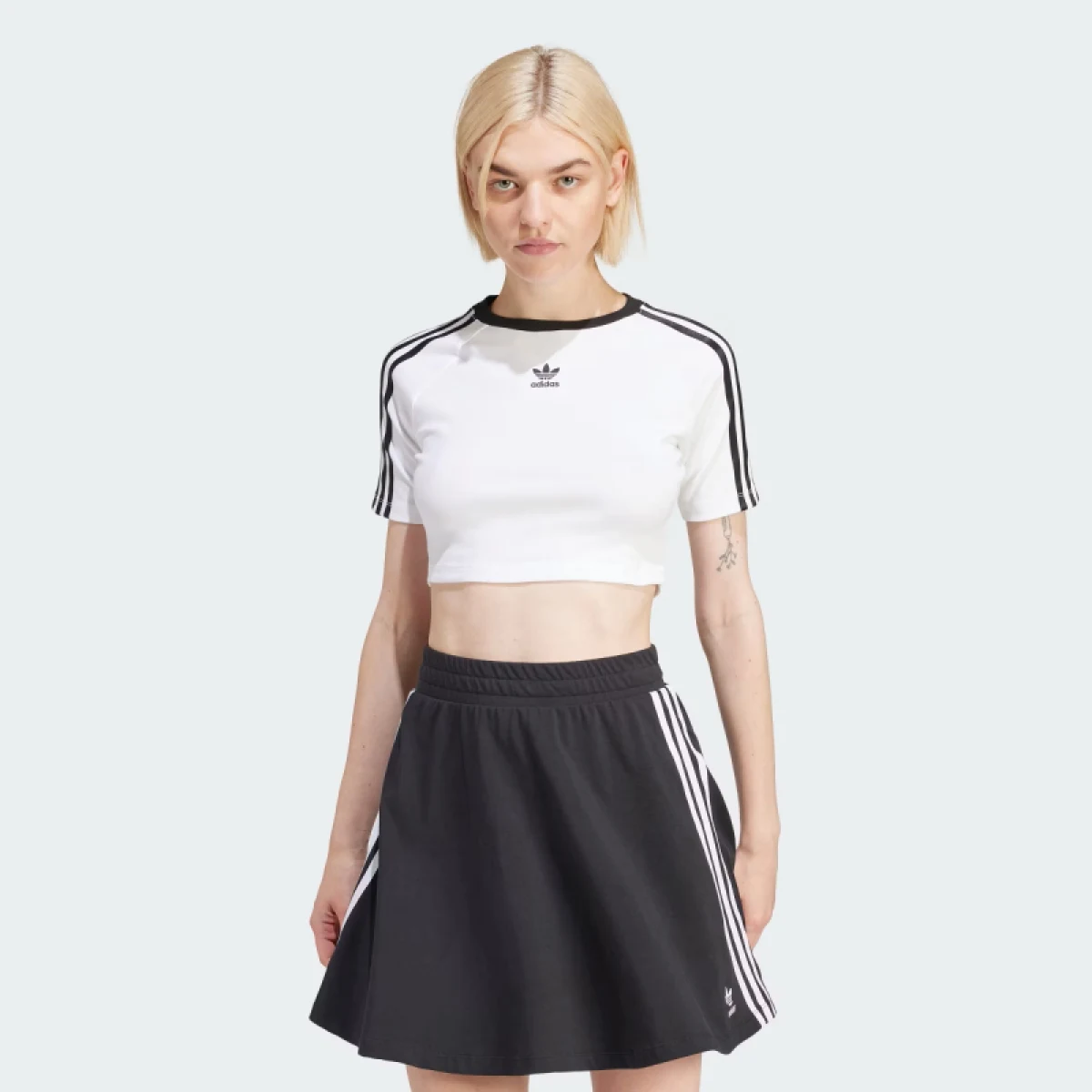 Dámské tričko s krátkým rukávem ADIDAS ORIGINALS 3 S BABY TEE-BLACK · záber 11