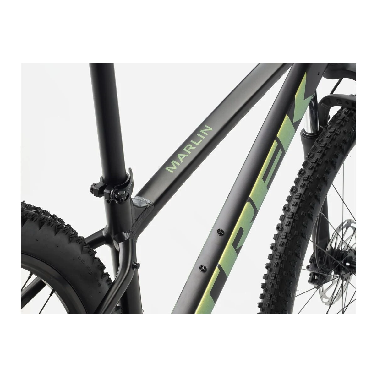 Trek Marlin 4 Gen 3 Matte Dark Web 2026 · záber 2