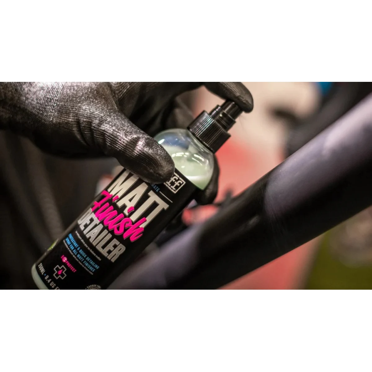 Lešticí přípravek MUC-OFF Matt Finish Detailer 250ml · záber 2