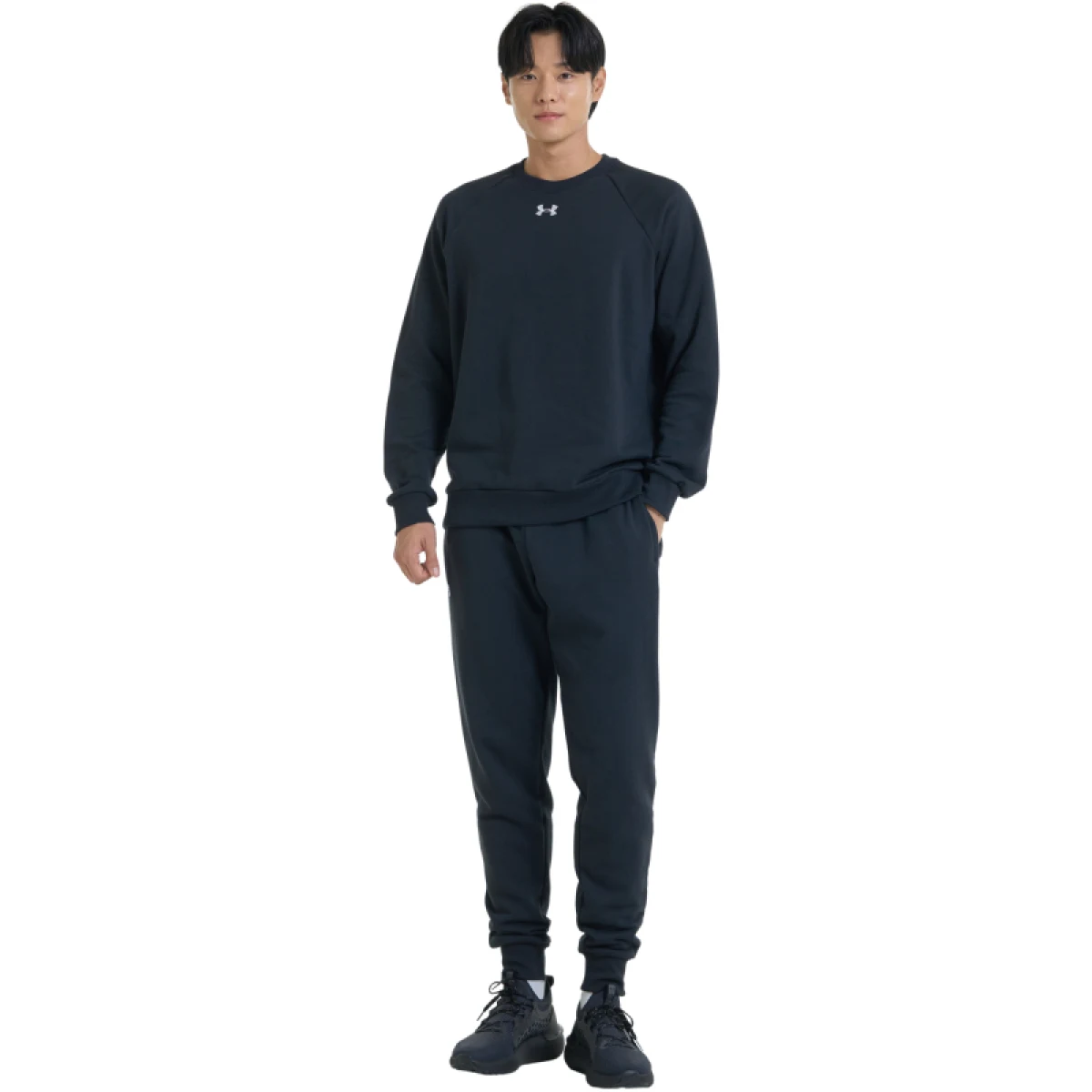 Pánská zateplená mikina UNDER ARMOUR UA Rival Fleece Crew-BLK I · záber 4
