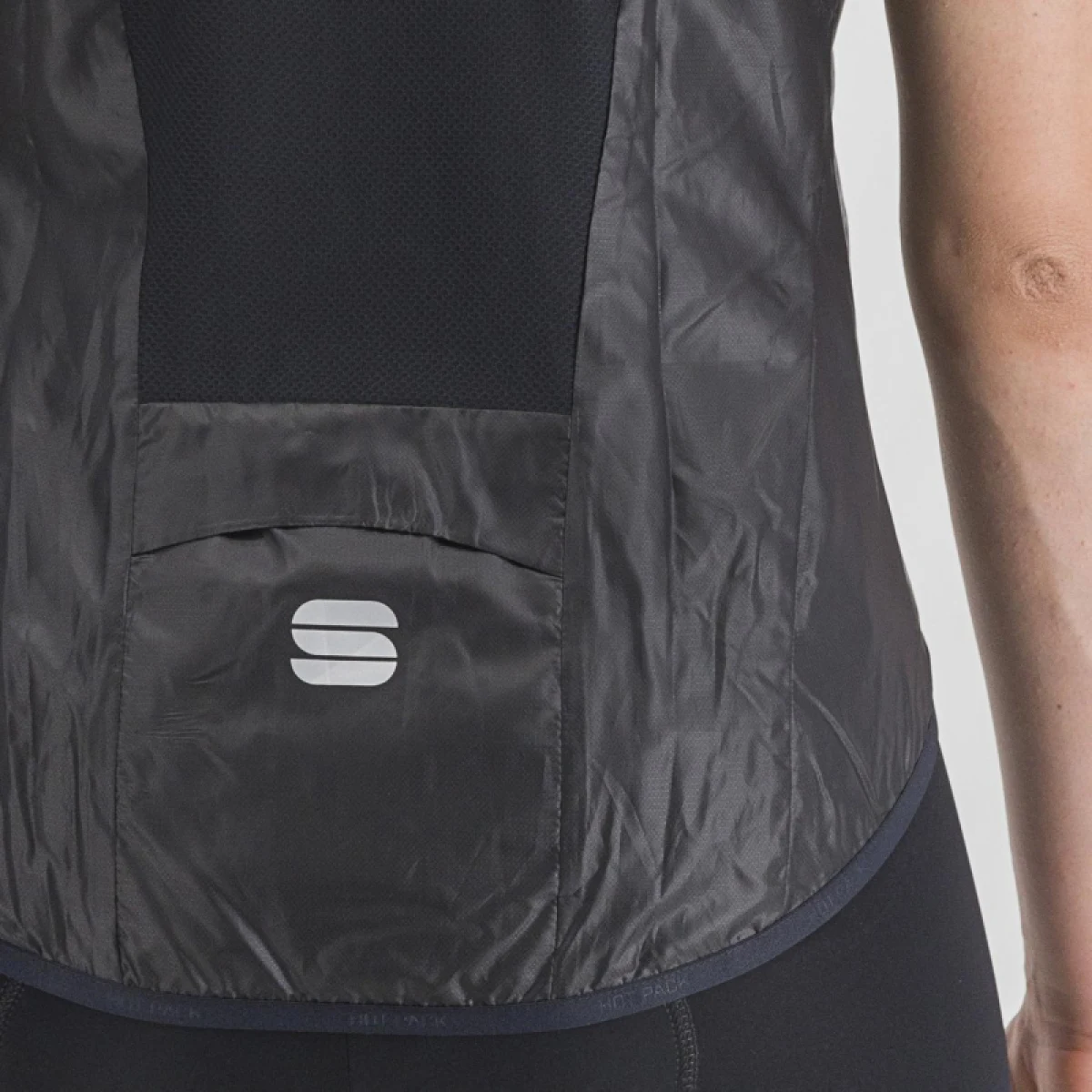 Dámská cyklistická vesta SPORTFUL Hot pack easylight w vest, black · záber 11
