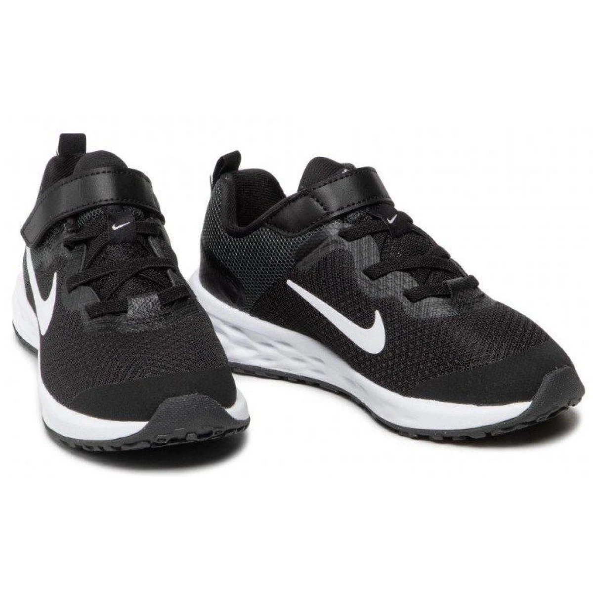 Nike Revolution 6 Younger Kids Velikost: 31,5 EUR · záber 5