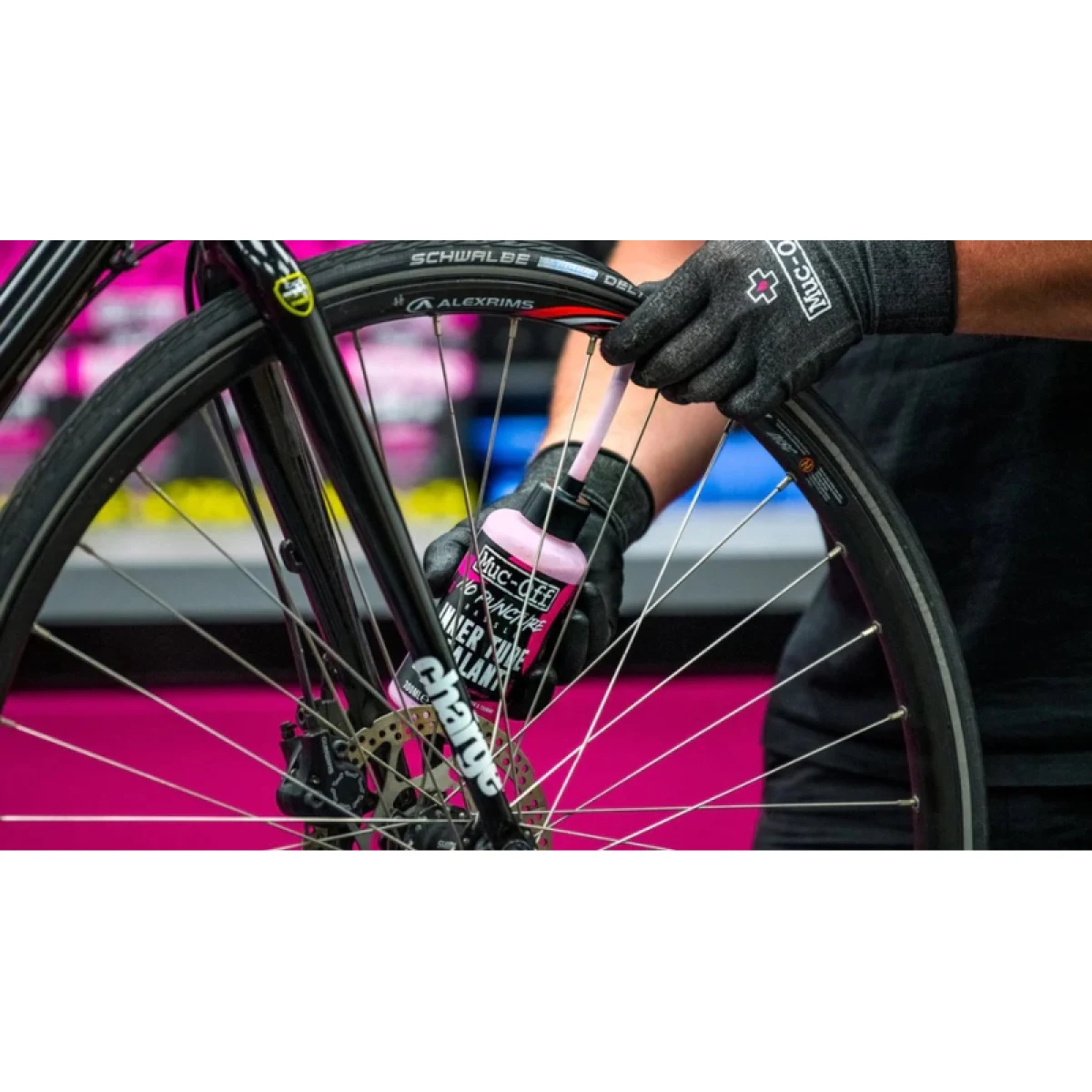 Sada na opravu defektu MUC-OFF Inner Tube Sealant · záber 5