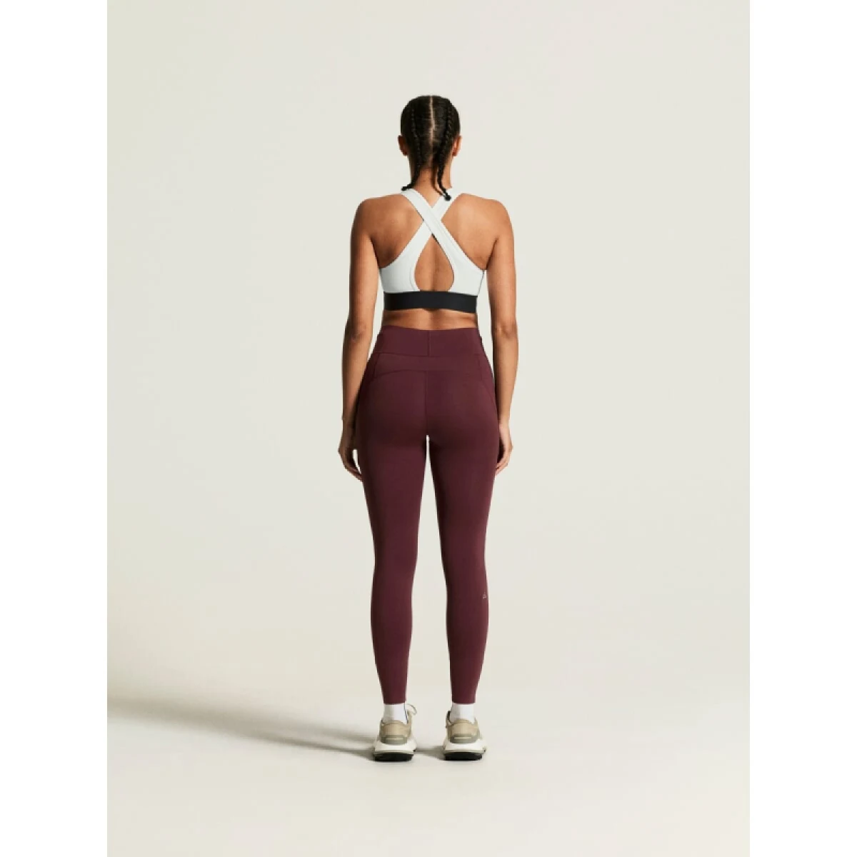 Dámská sportovní tréninková podprsenka CRAFT W Bra Training Padded - Velikost: M | Barva: čierna · záber 11