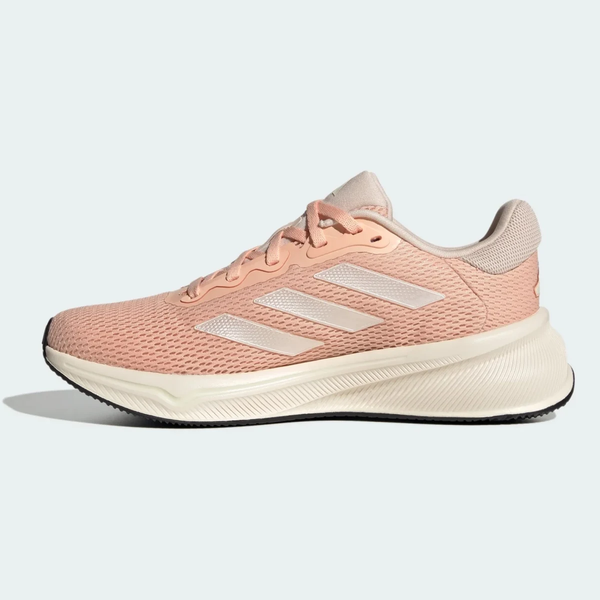 Reakce adidas w · záber 3