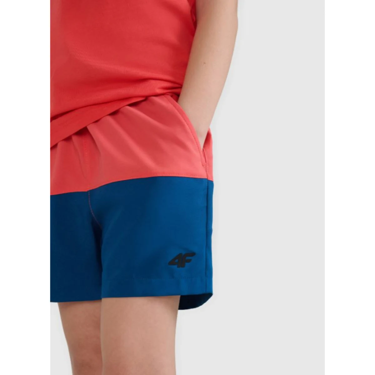 Chlapecké plavky 4F JUNIOR BOARD SHORTS M116-63S-CORAL · záber 5