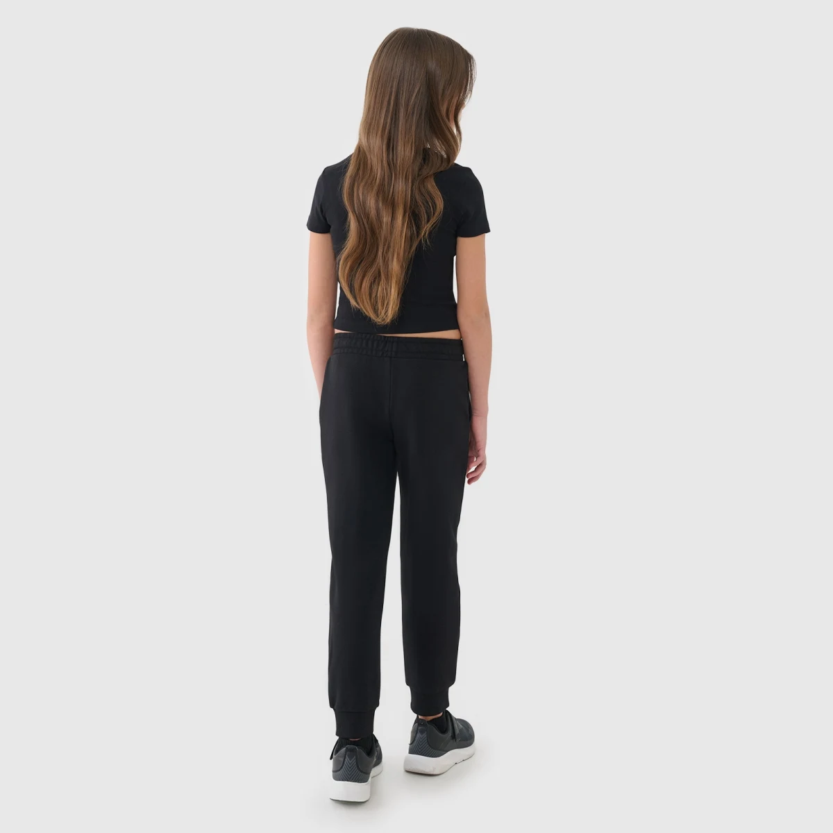Dívčí tepláky jogger - černé · záber 2