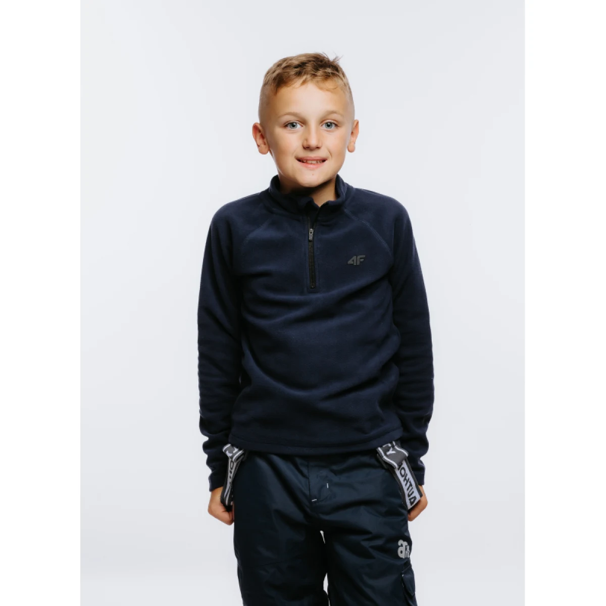 Chlapecká lyžařská fleecová mikina 4F JUNIOR FLEECE UNDERWEAR-JAW23UFLEM019-31S-NAVY · záber 2