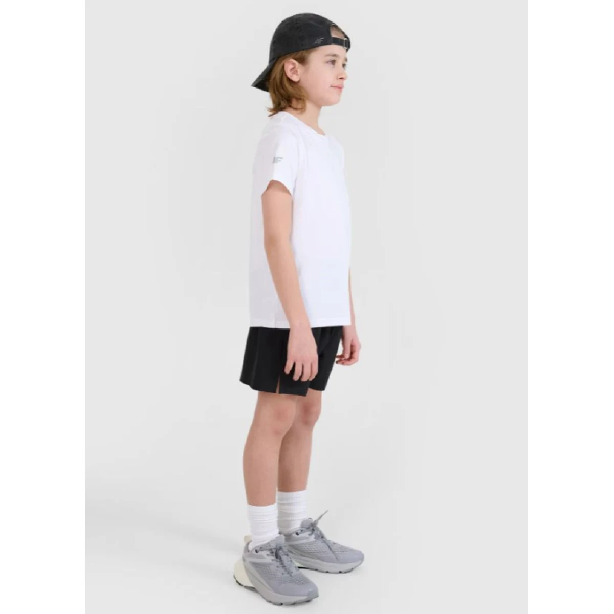Chlapecká sportovní souprava 4F JUNIOR APPAREL SET M025-20S-DEEP BLACK · záber 5