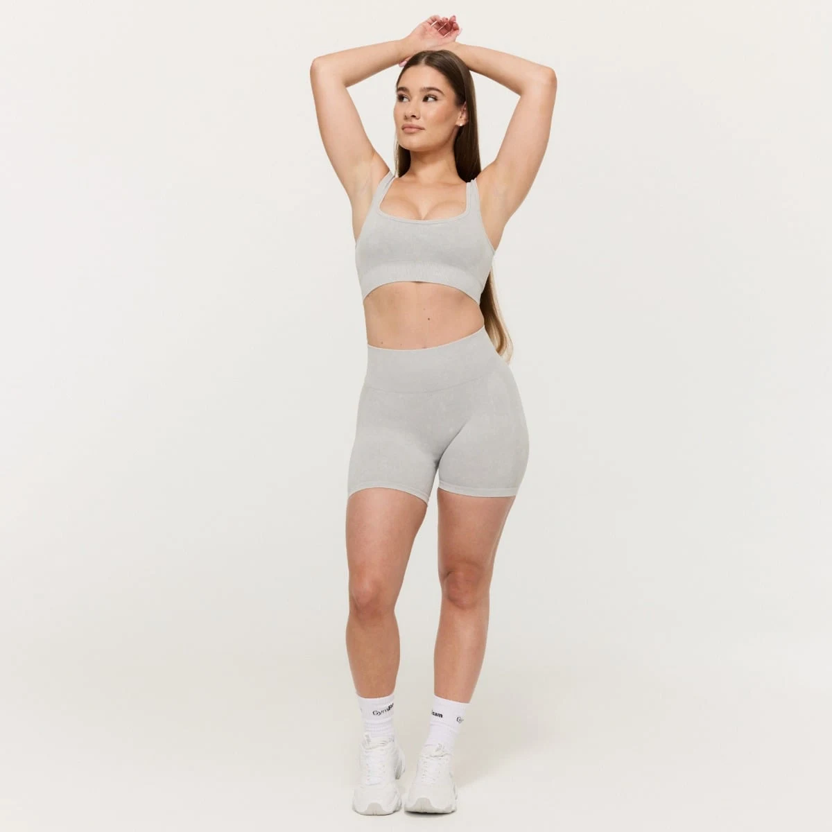 GymBeam Bezešvá sportovní podprsenka Lift Grey - Velikost: M | Barva: sivá | Hmotnost: 0,1 kg | Balení: 65 · záber 5