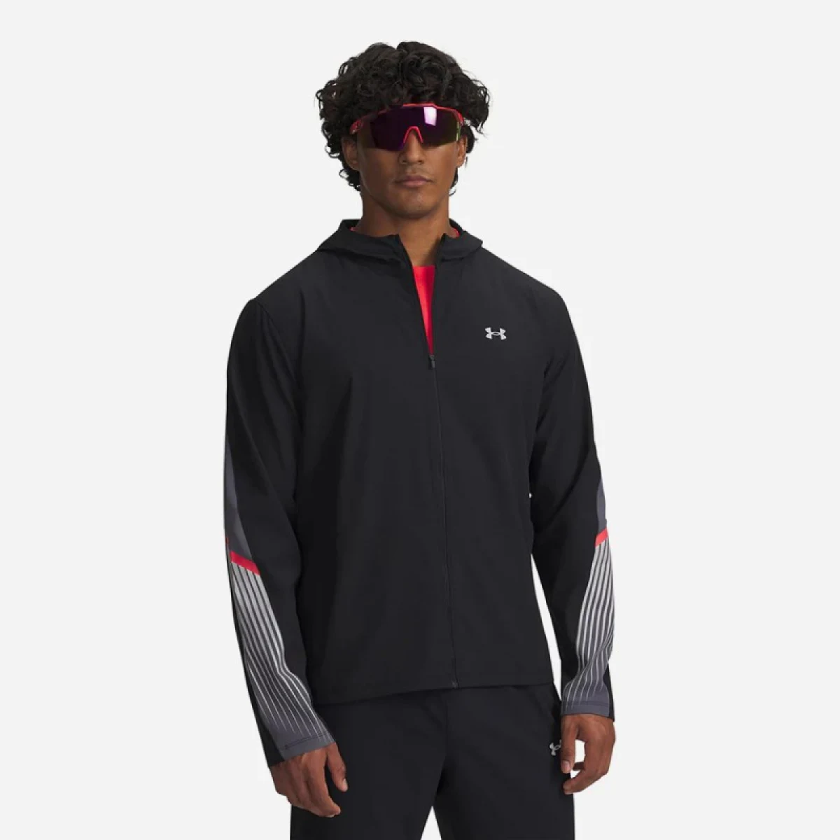 Pánská běžecká bunda UNDER ARMOUR UA Velociti Storm Hooded Jkt · záber 2