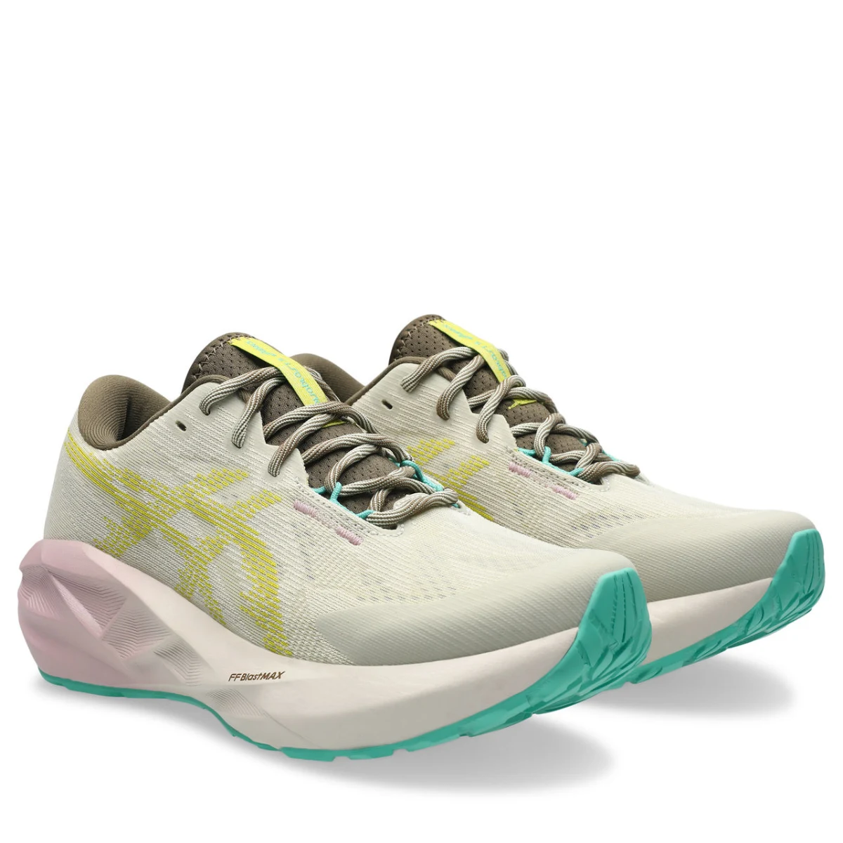 Asics Novablast 5 Tr WS Velikost: 41,5 EUR · záber 5