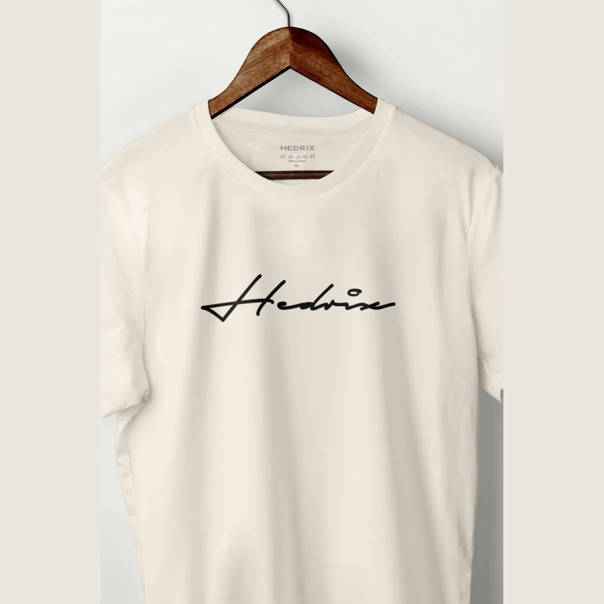 Tričko, Barva Ekru, s Potiskem Hedrix Calligraphy · záber 2