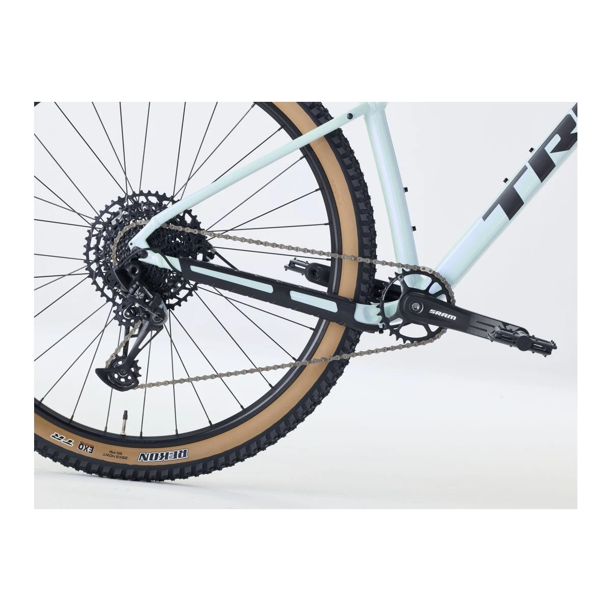 Trek Marlin 7 Gen 3 Magic Mint 2026 · záber 4