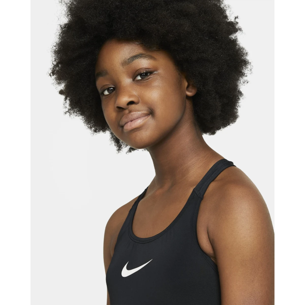 Dívčí plavecké jednodílné plavky NIKE SWIM RACERBACK ONE PIECE BLACK-BLACK · záber 5