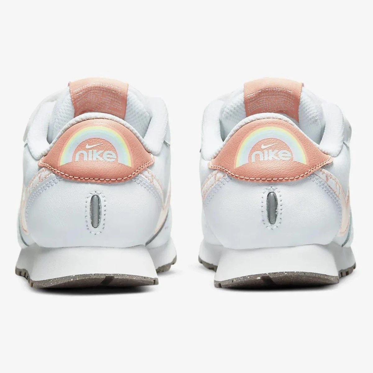 Nike MD Valiant SE Velikost: 33,5 EUR · záber 5