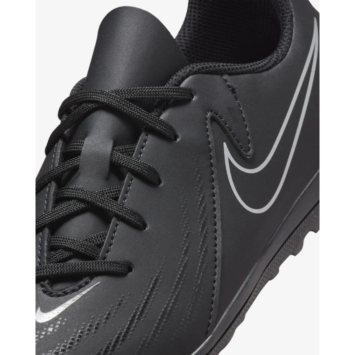 Chlapecké fotbalové kopačky turfy NIKE Phantom GX 2 Club Jr TF black black · záber 5