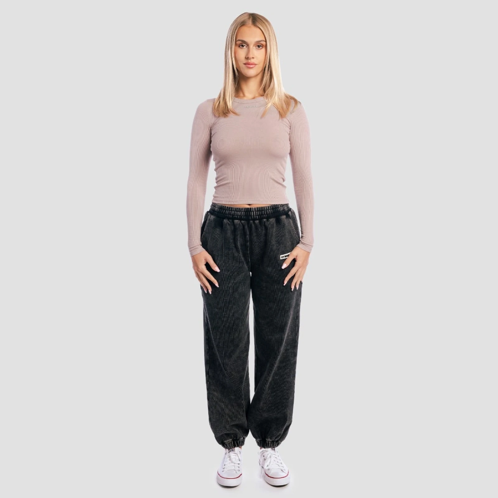 GymBeam Women‘s Aura Long Sleeve T-Shirt Roux - Velikost: XL | Barva: ružová | Pohlavie: Dámské | Hmotnost: 0,188 kg | Balení: 90 · záber 4