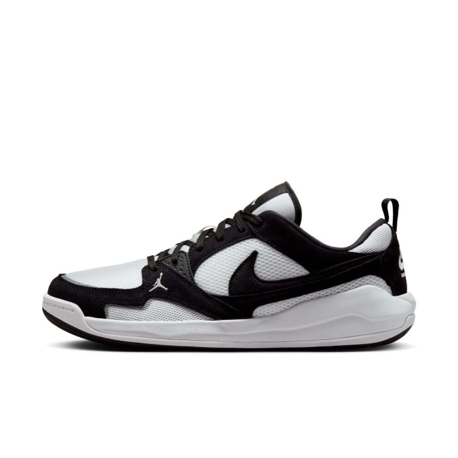 Éra nike jordan cmft m · záber 3
