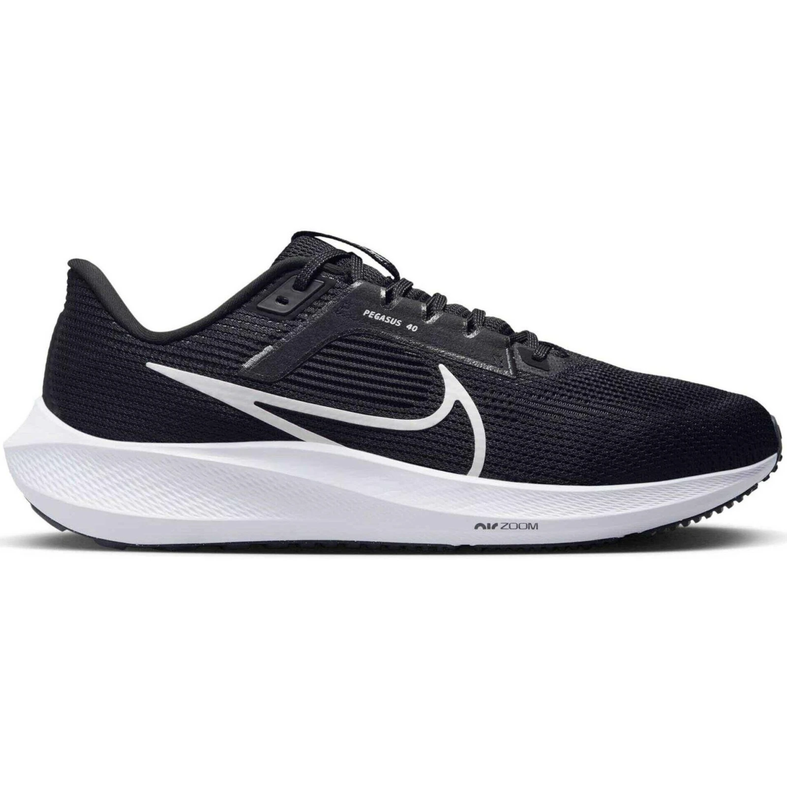 Nike Pegasus 40 · záber 1