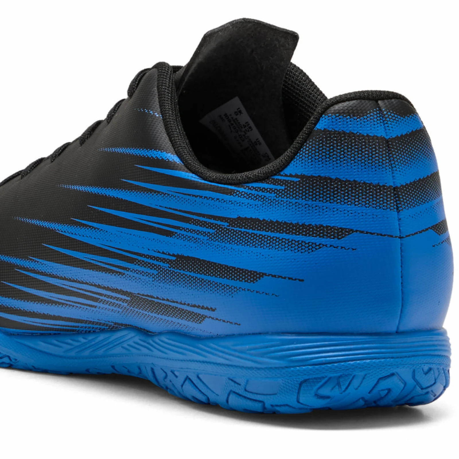 Puma Attacanto II · záber 5