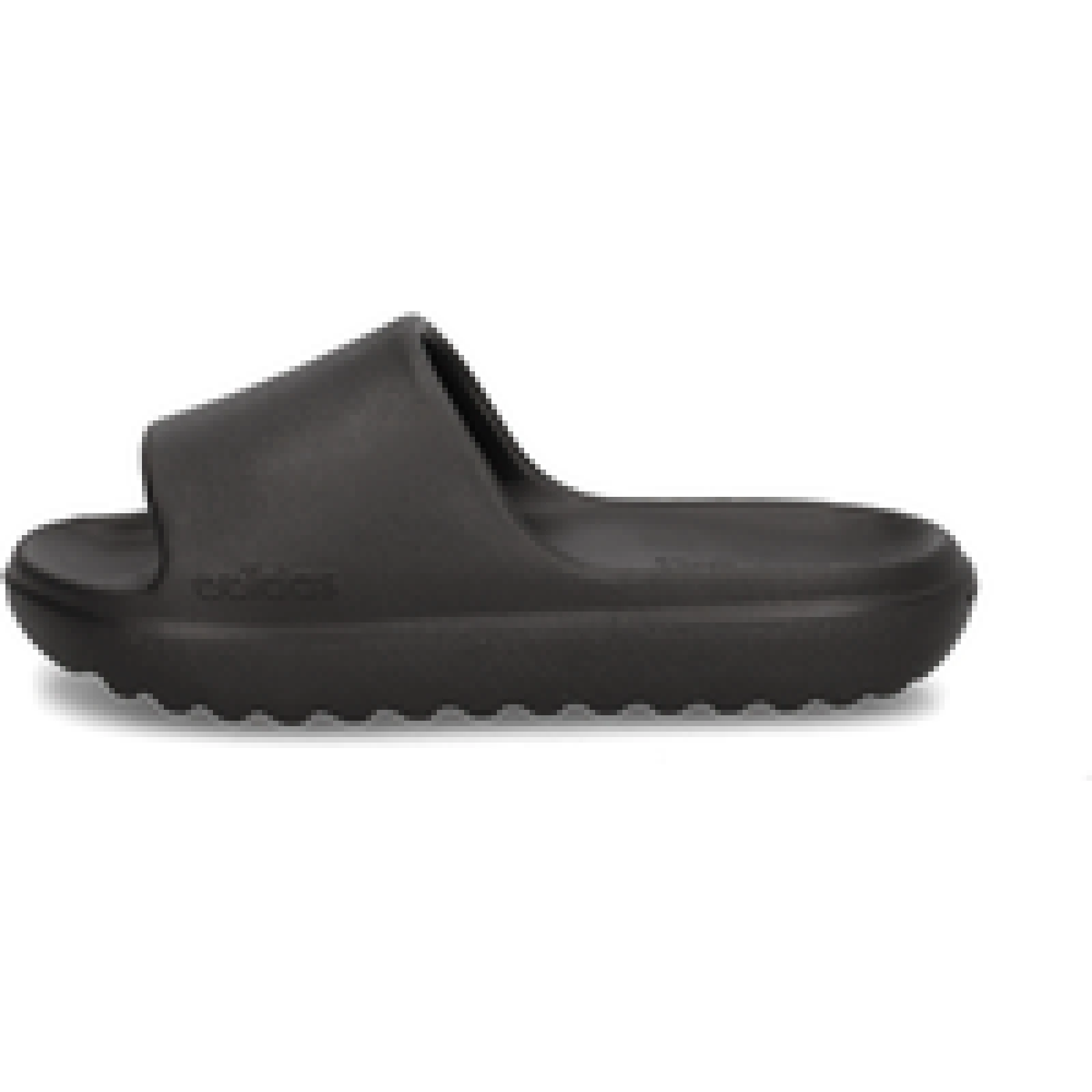 ADILETTE LUMIA · záber 1
