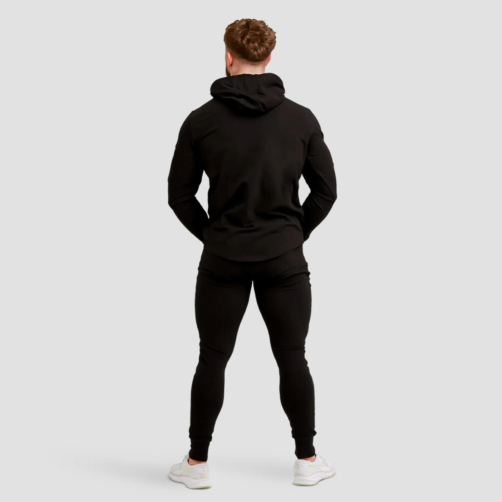GymBeam Tepláky Urban Black - Velikost: S | Barva: čierna | Hmotnost: 0,43 kg | Balení: 40 · záber 4
