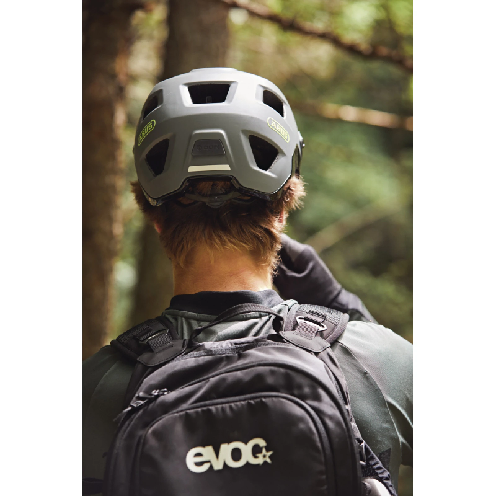 Cyklistická helma ABUS MoDrop velvet black · záber 5