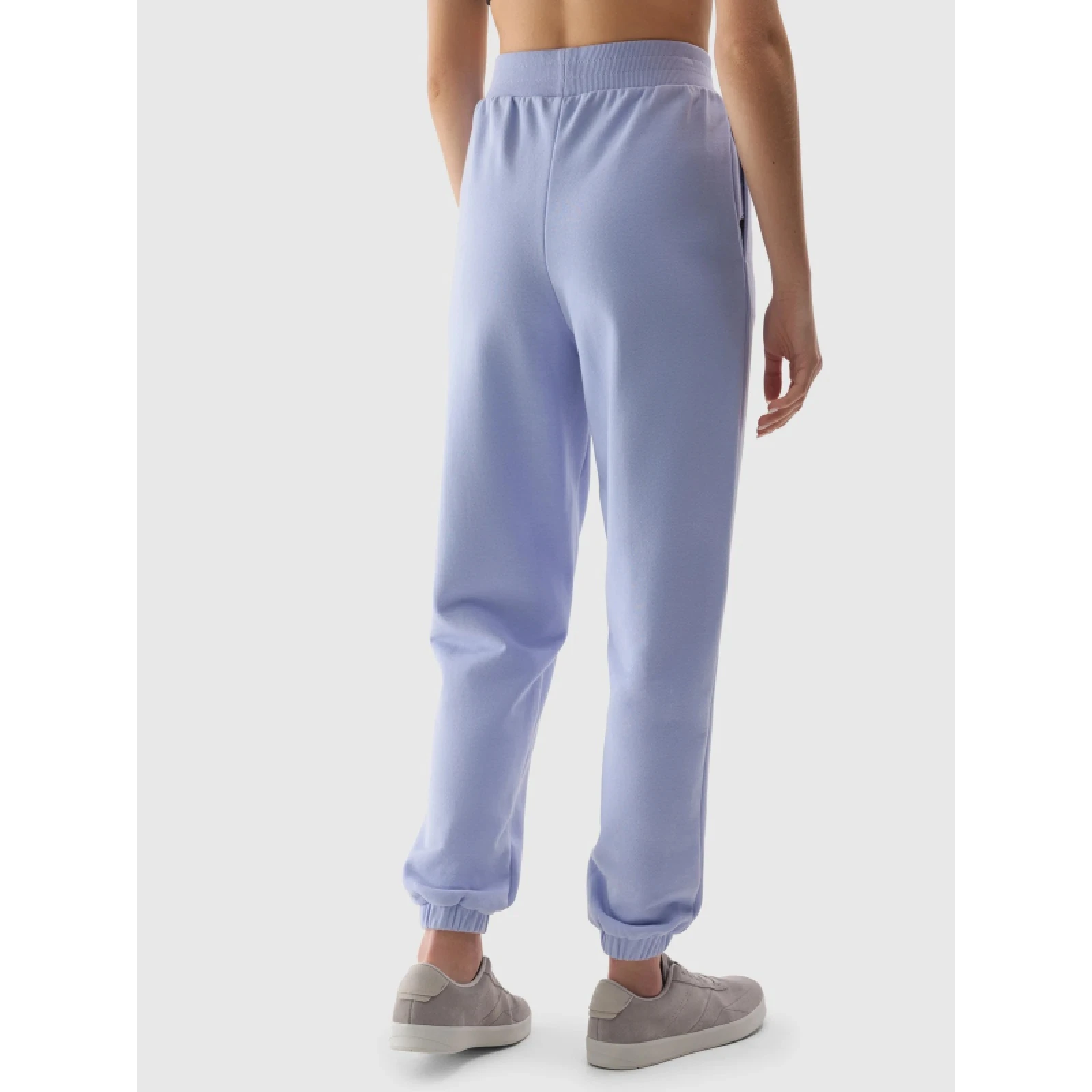 Dámské tepláky 4F TROUSERS-4FWSS24TTROF666-34S-LIGHT BLUE · záber 4