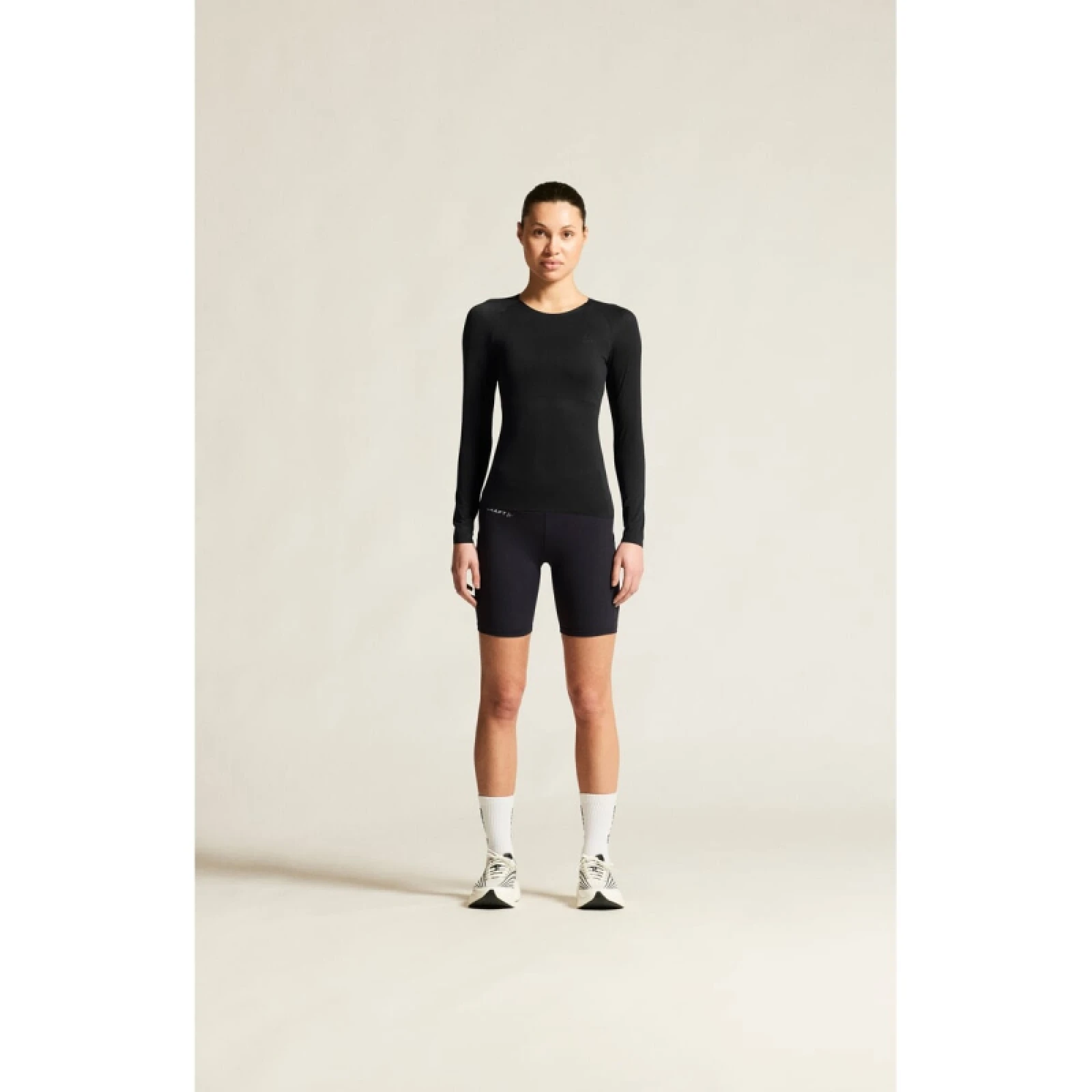 Dámský cyklistický dres s dlouhým rukávem CRAFT PRO DRY NANOWEIGHT LS W · záber 4