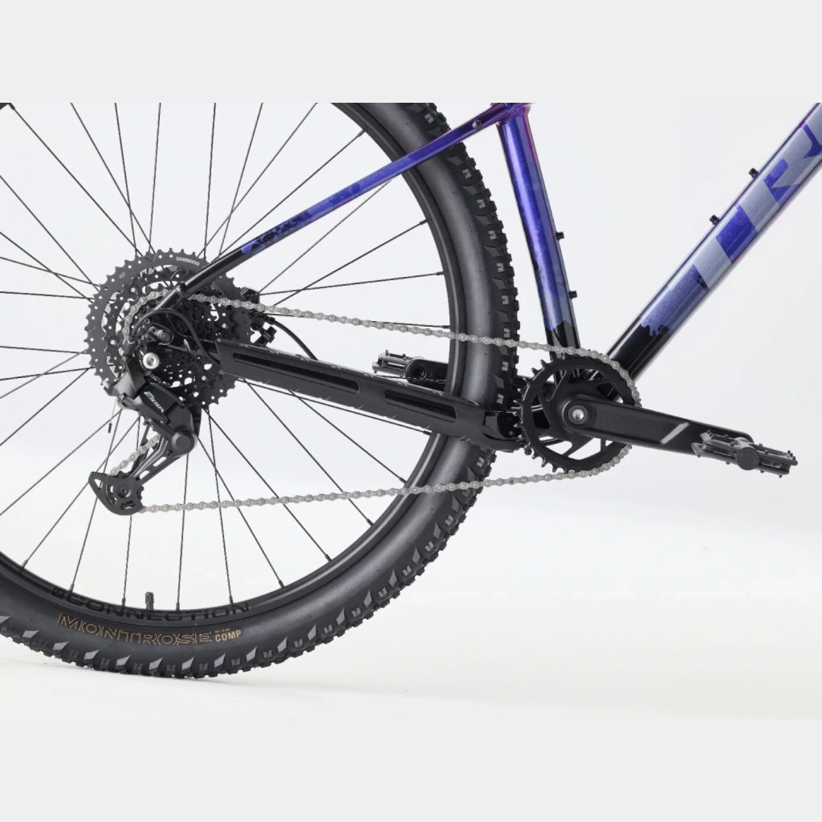 Trek Marlin 4 Gen 3 Purple Flip/Black Fade 2026 · záber 5