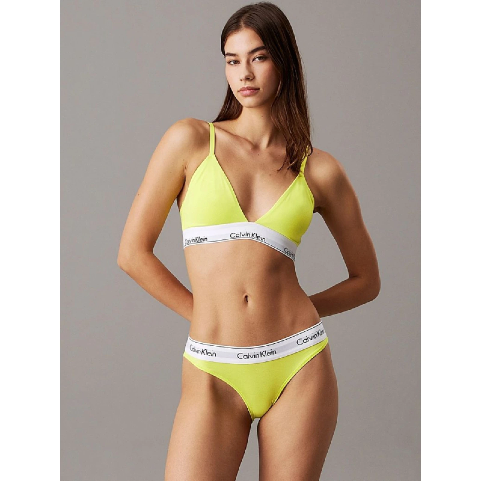 Dámské kalhotky CALVIN KLEIN BIKINI · záber 2